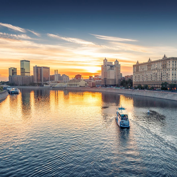 Вечерняя прогулка на речном экспрессе от Китай-города до Коломенского со скидкой 50%