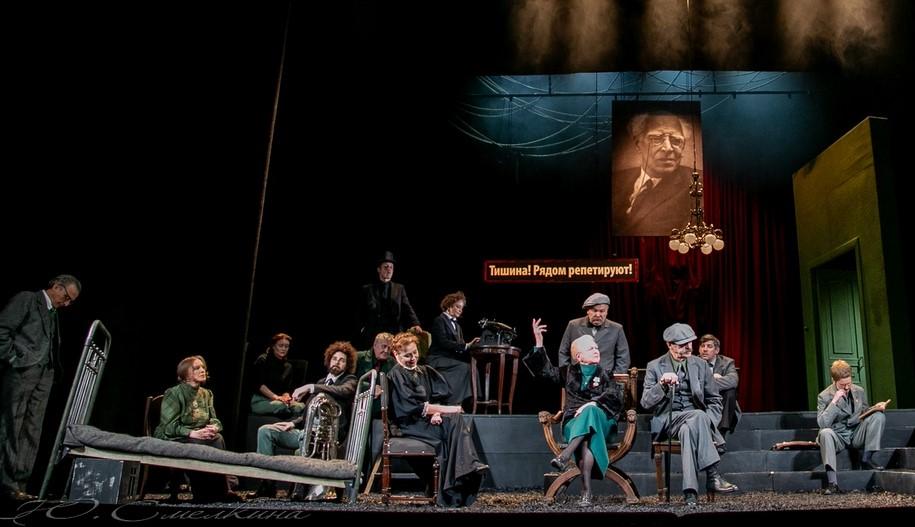 Рецензия на спектакль Романа Габриа «Театральный роман» в Театре им. Ленсовета.