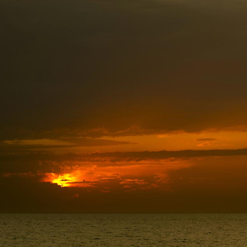 Автобусно-пешеходная экскурсия «Ялта в золоте заката»