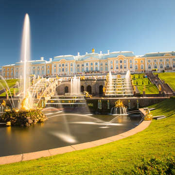 Автобусная экскурсия в Петергоф «Фонтаны Нижнего парка» со скидкой до 55%