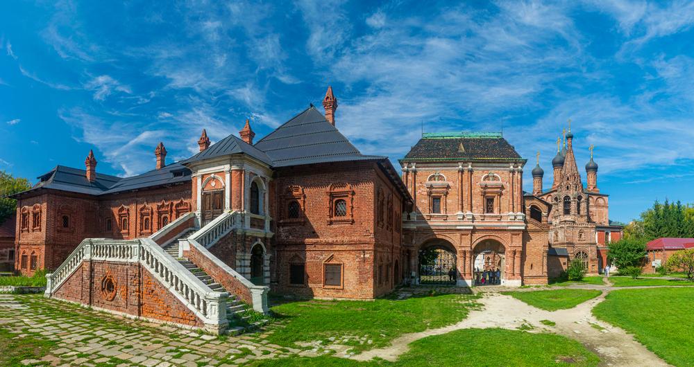 Заповедный уголок Москвы из прошлого: Крутицкое подворье