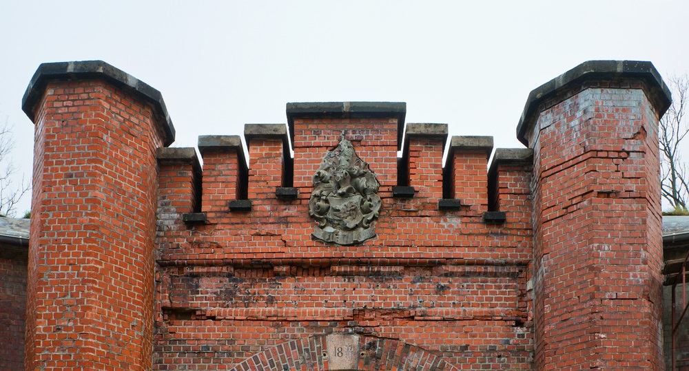Экскурсия «Ночная жизнь форта №11 «Дёнхофф» со скидкой 20%