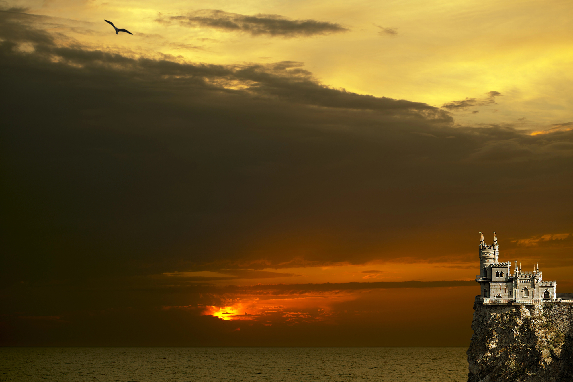 Автобусно-пешеходная экскурсия «Ялта в золоте заката»