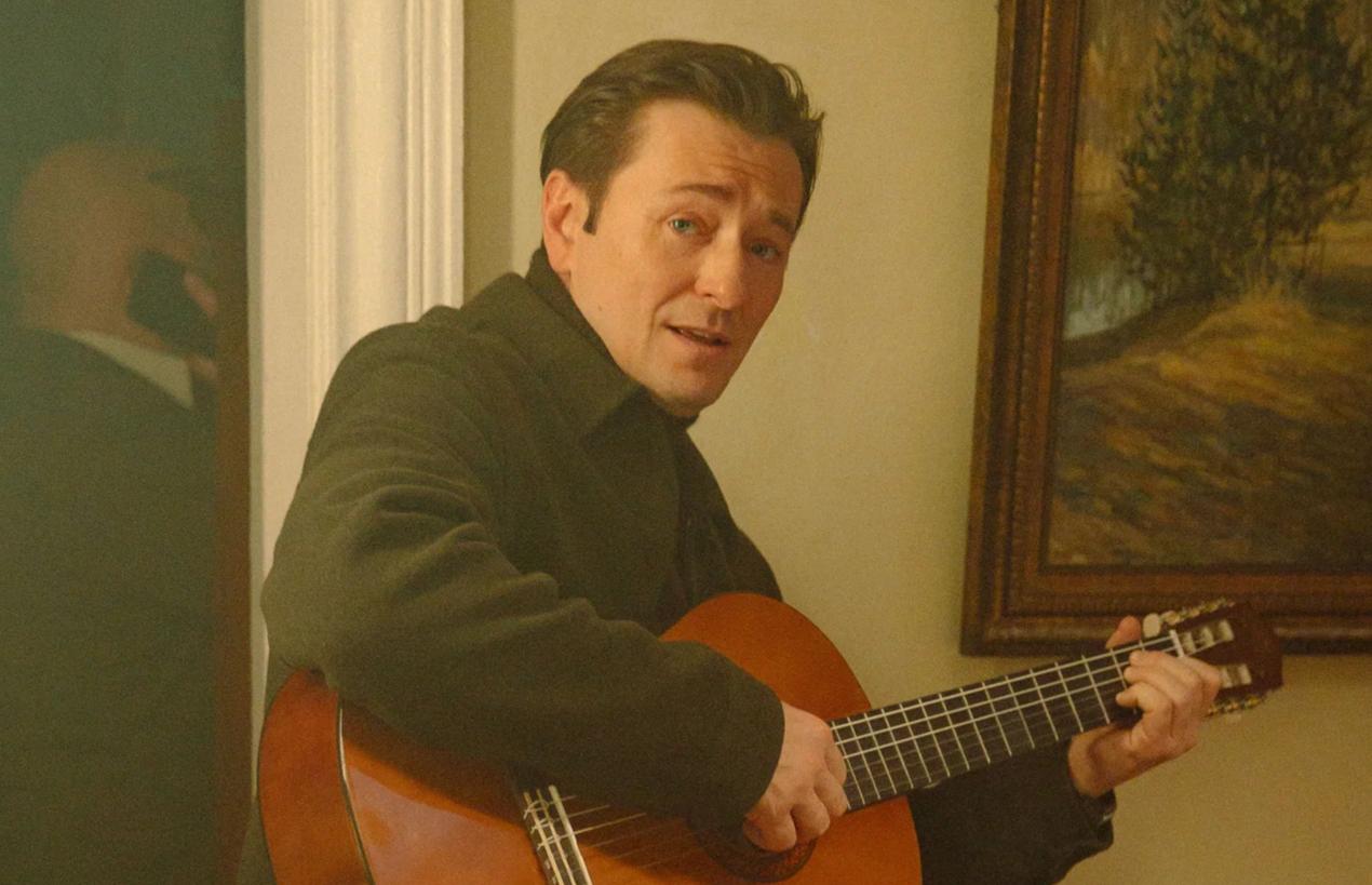 9 мая Сергей Безруков бесплатно выступит в Москве