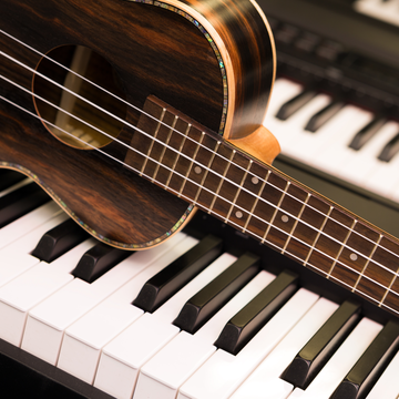 Концерт «Романтическая гитара при свечах. Краски Испании» со скидкой 30%