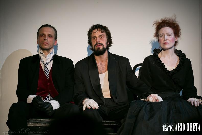 Спектакль «Гамлет» в Театре им. Ленсовета