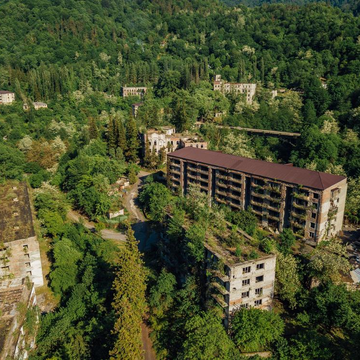 Экскурсия на мотоциклах «Заброшенный город Акармара» со скидкой до 27%