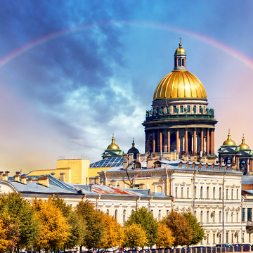 Автобусная экскурсия по Петербургу с билетами на колоннаду Исаакиевского собора со скидкой 40%