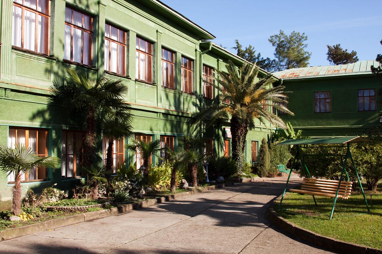 Дача Сталина в Сочи: что посмотреть и как добраться