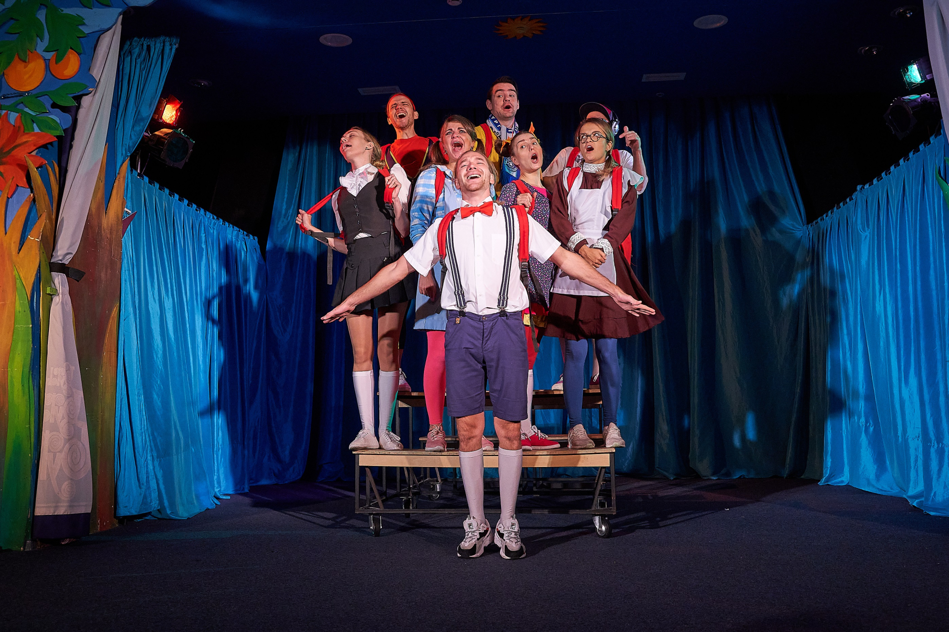 Спектакль «Бесконечный урок» в театре «Буфф»