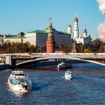 Речные прогулки и концерты на теплоходе со скидками до 50%