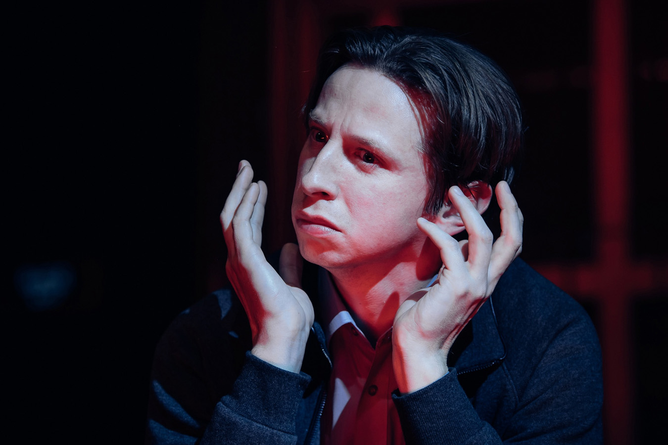 Без антракта: 5 коротких спектаклей в театрах Петербурга