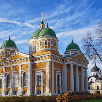 Пешеходная экскурсия «Тверь: комедия в старом городе» со скидкой 20%