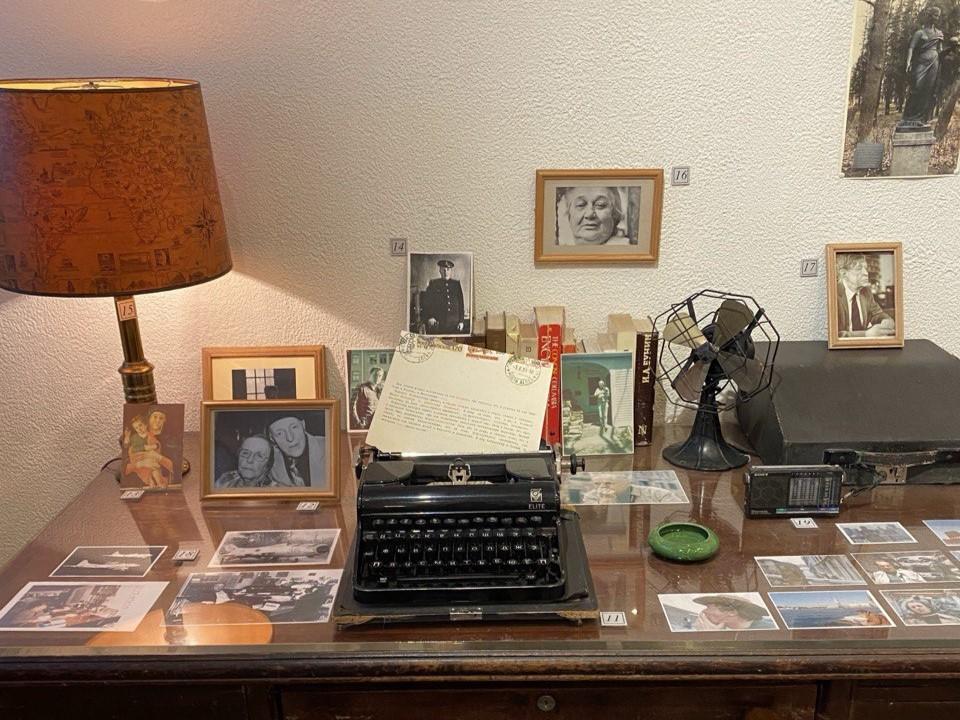 Литературные музеи Петербурга: адреса и описания