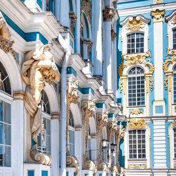 Экскурсия в Пушкин с входными билетами в Екатерининский дворец и парк со скидкой до 37%