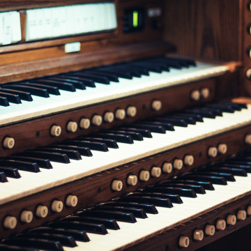 Концерт «Орган и скрипка при свечах: вечер с Бахом» со скидкой 30%