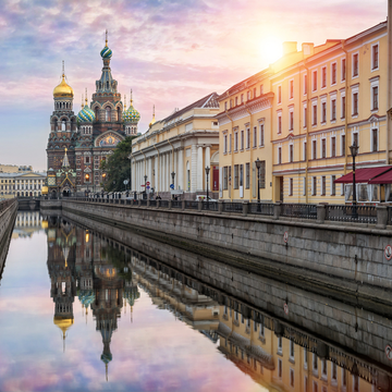 Прогулка на сапах по рекам и каналам со скидкой 62%