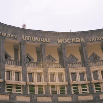 Пешеходная экскурсия «Взлёт авангардной мысли. Архитектура конструктивизма в Ереване»