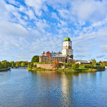 Пешеходная экскурсия «Замок и улочки средневекового Выборга» со скидкой 21%