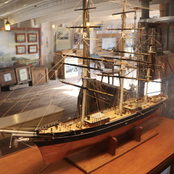 Экскурсия-квест «Под Андреевским флагом» со скидкой 25%