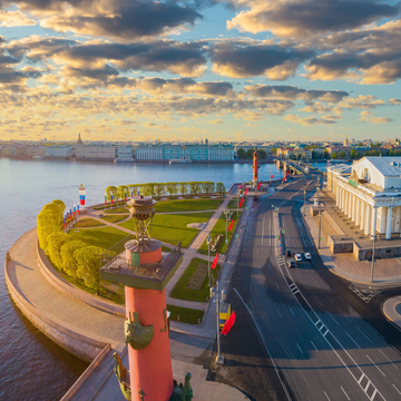 Прогулки по Неве и Финскому заливу со скидками до 72%