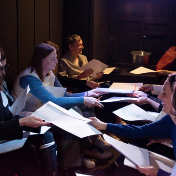 Спектакль «Глаза напротив» со скидкой 40%