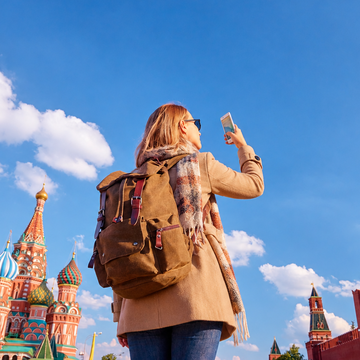 Пешеходная экскурсия «Красная площадь и окрестности» с угощением со скидкой до 69%