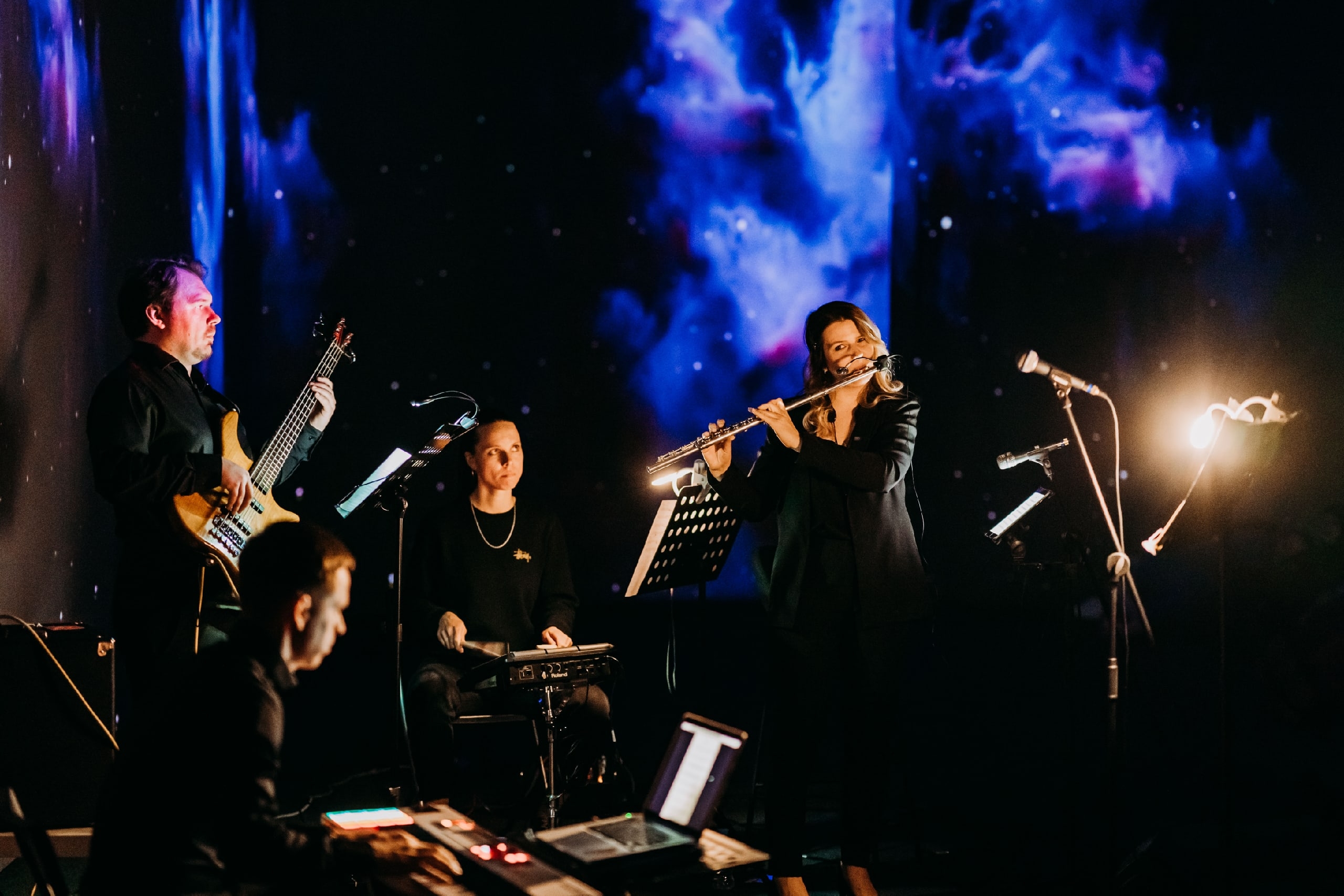 Концерт Jazz Memories в мультимедийном пространстве «Люмьер-Холл»