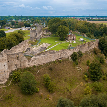 Однодневный тур «Древние крепости: Псков-Изборск-Печоры» со скидкой 33%