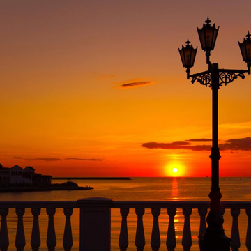 Автобусно-пешеходная экскурсия «Вечерний Севастополь и море» с прогулкой на катере