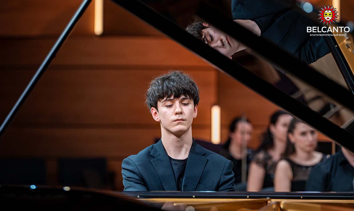 Концерт «Бах. Токката и фуга ре минор. Шуберт. Аве Мария. Лист. Венгерская рапсодия» со скидкой 40%