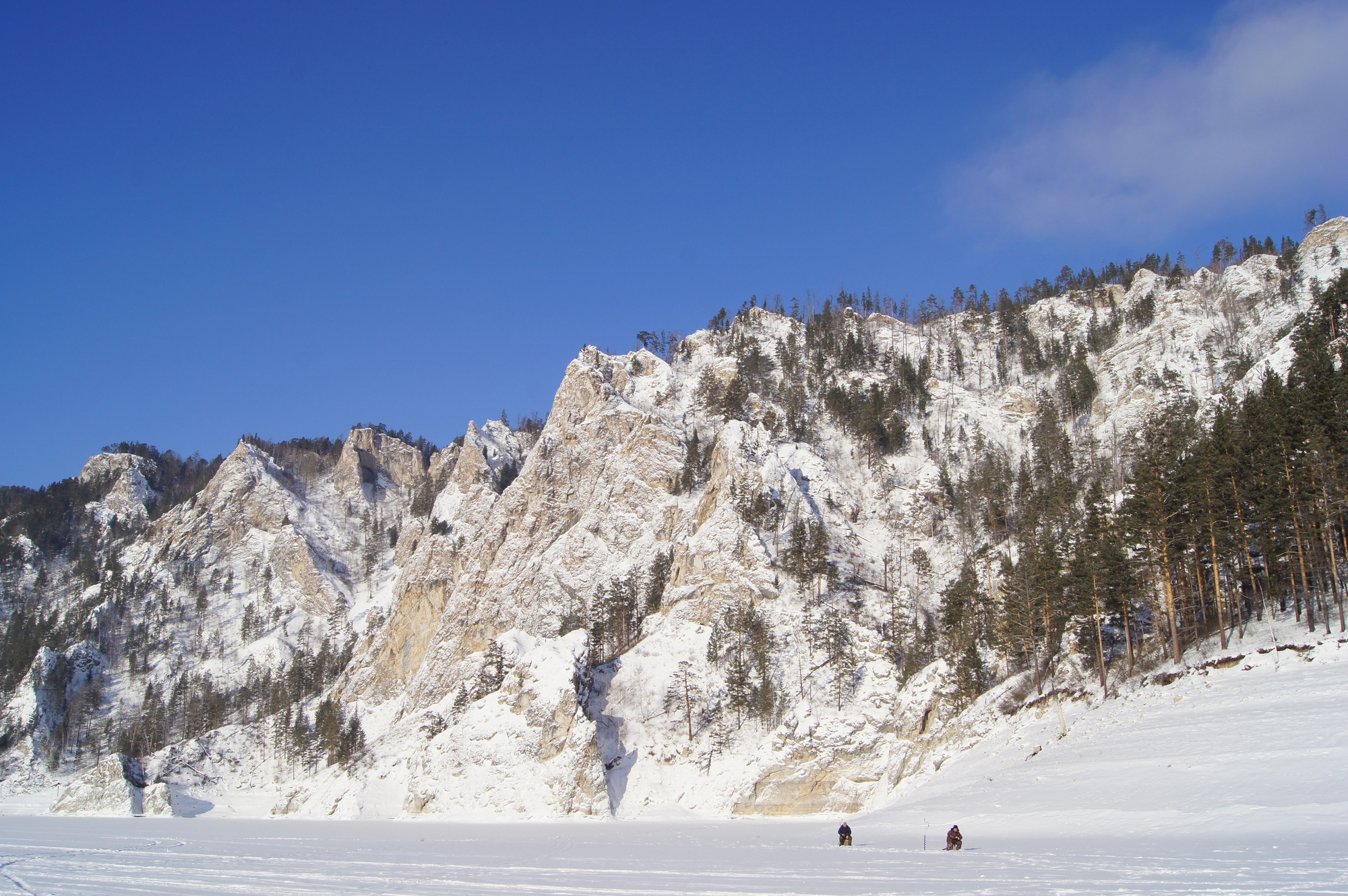Индивидуальная экскурсия на Красноярское море с прогулкой по льду и рыбалкой со скидкой 20%