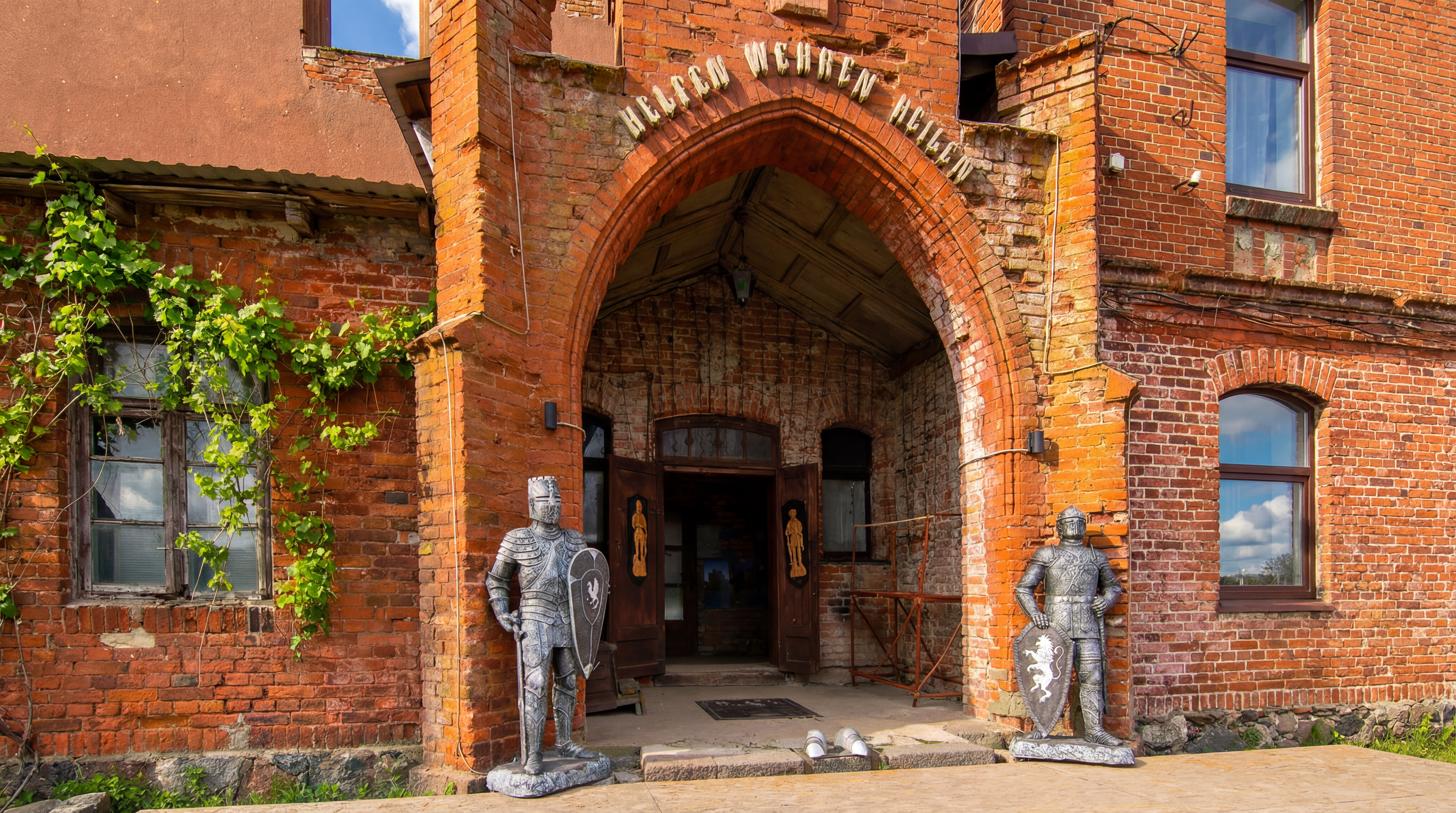 Автобусная экскурсия «Призрак замка Шаакен. Замок Нессельбек» из Светлогорска со скидкой 25%