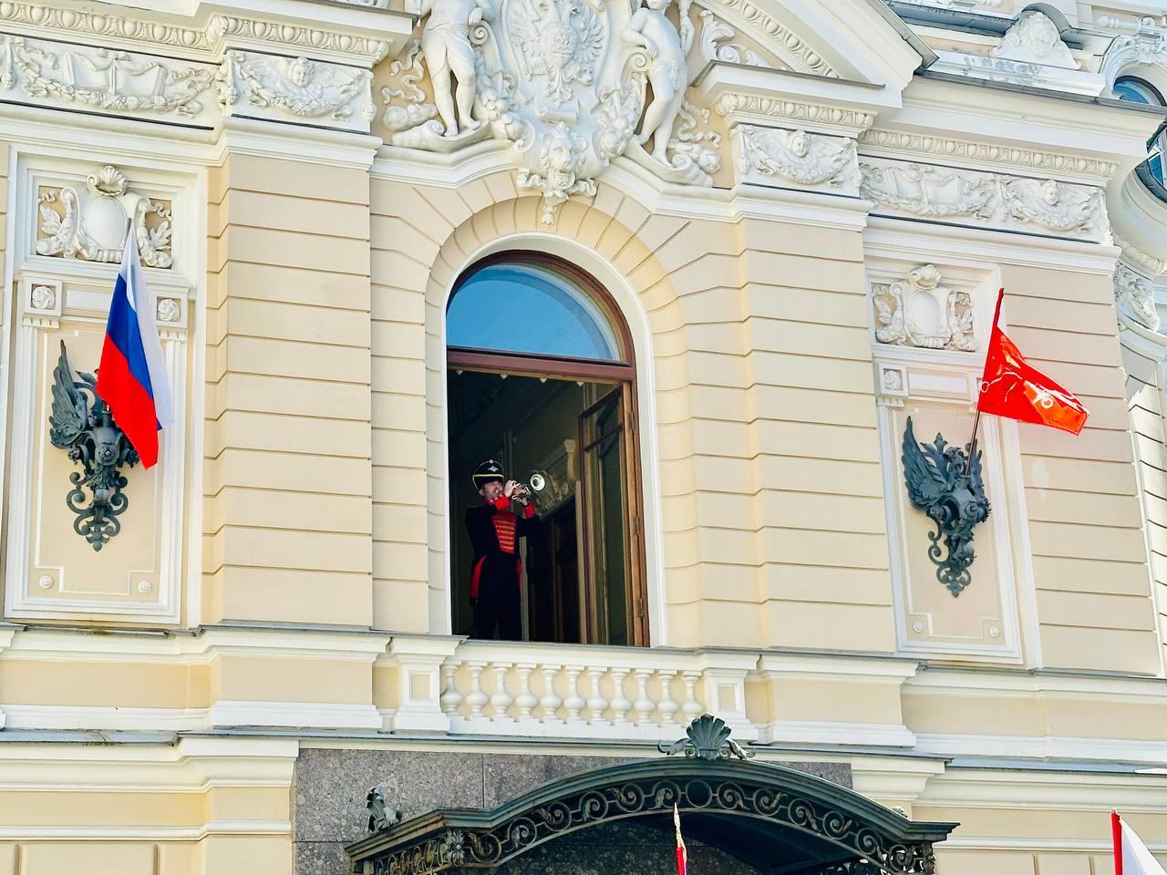 В Петербурге вновь проходит «Императорский полдень» — серия концертов во дворе Академической капеллы