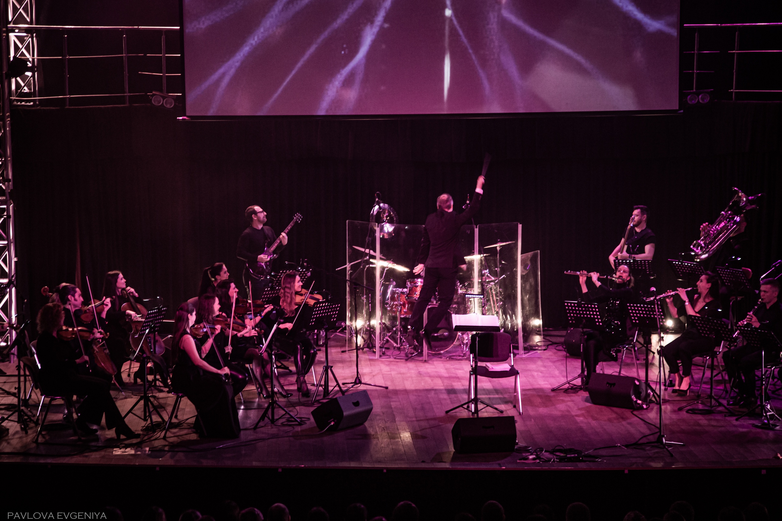 Концерт «Мировые рок-хиты с симфоническим оркестром» со скидкой 25%