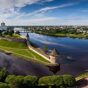 Трёхдневный тур «Усадебный край и великие имена Псковской земли»