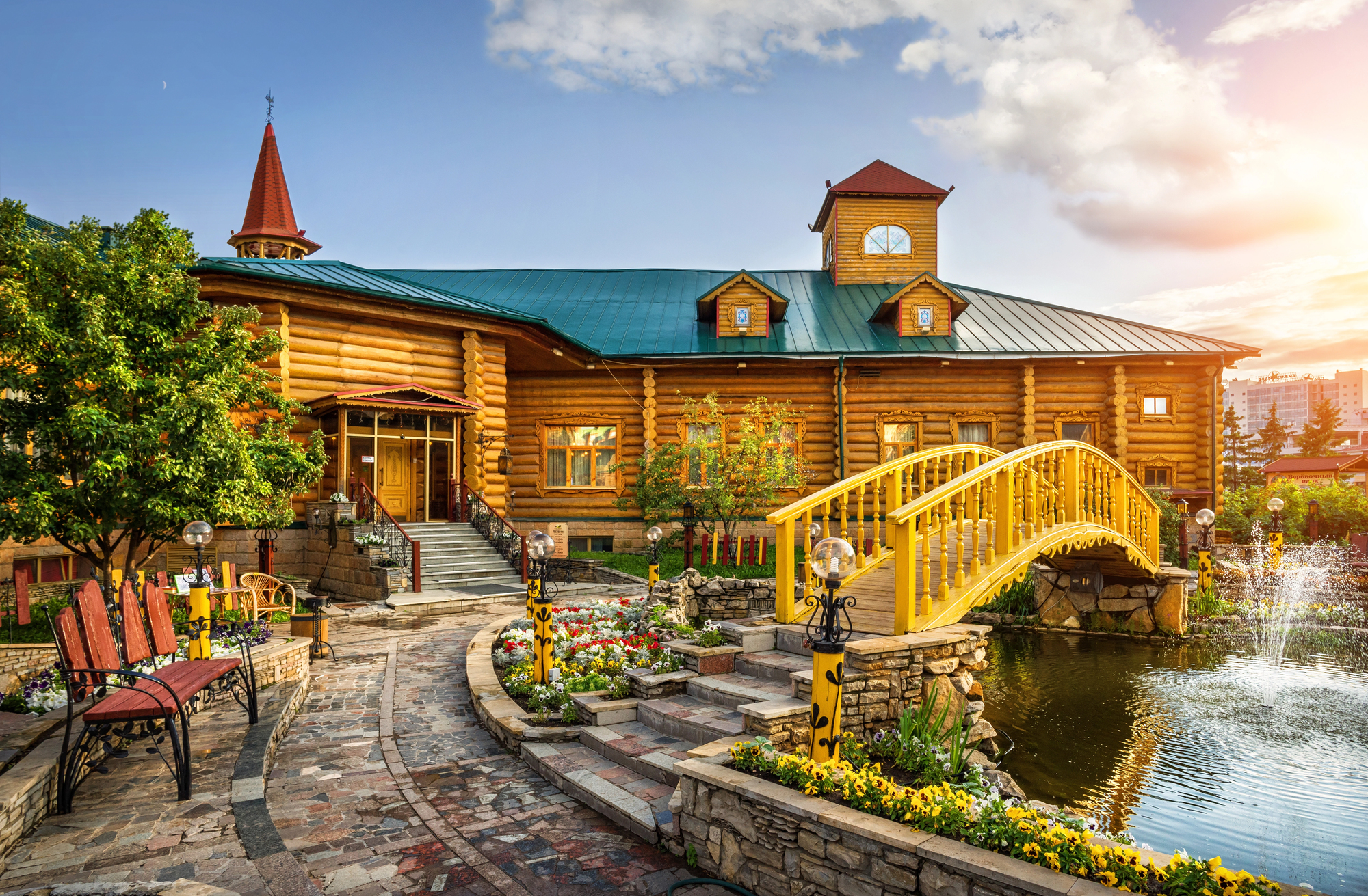 Обзорная экскурсия по Казани с посещением Казанского кремля и Храма всех религий со скидкой 35%