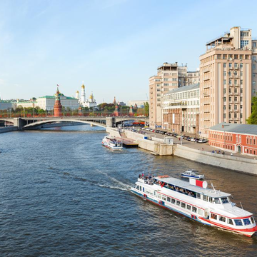 Обзорная речная прогулка от причала «Новоспасский мост»