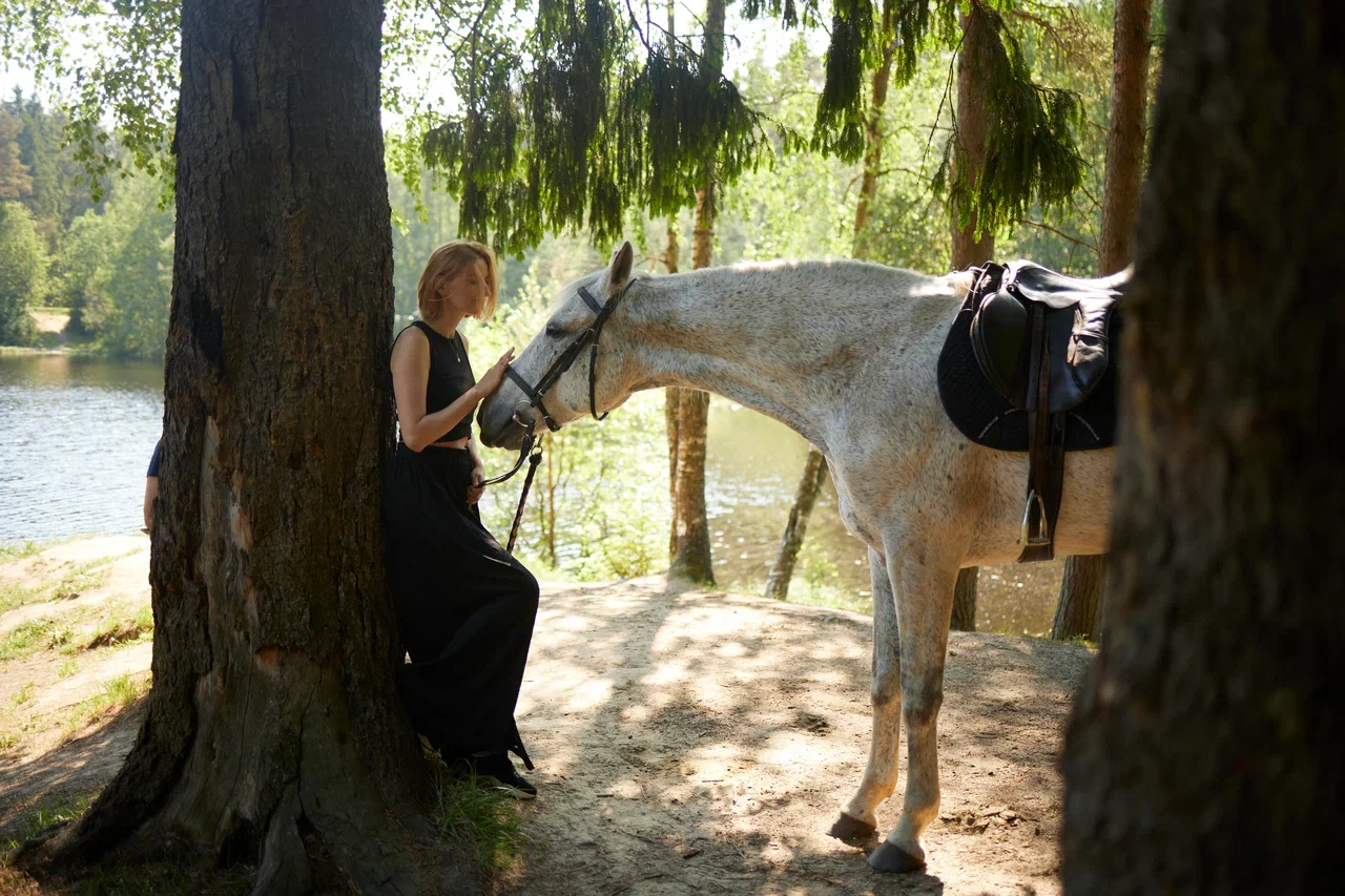 Индивидуальная конная прогулка на озёра