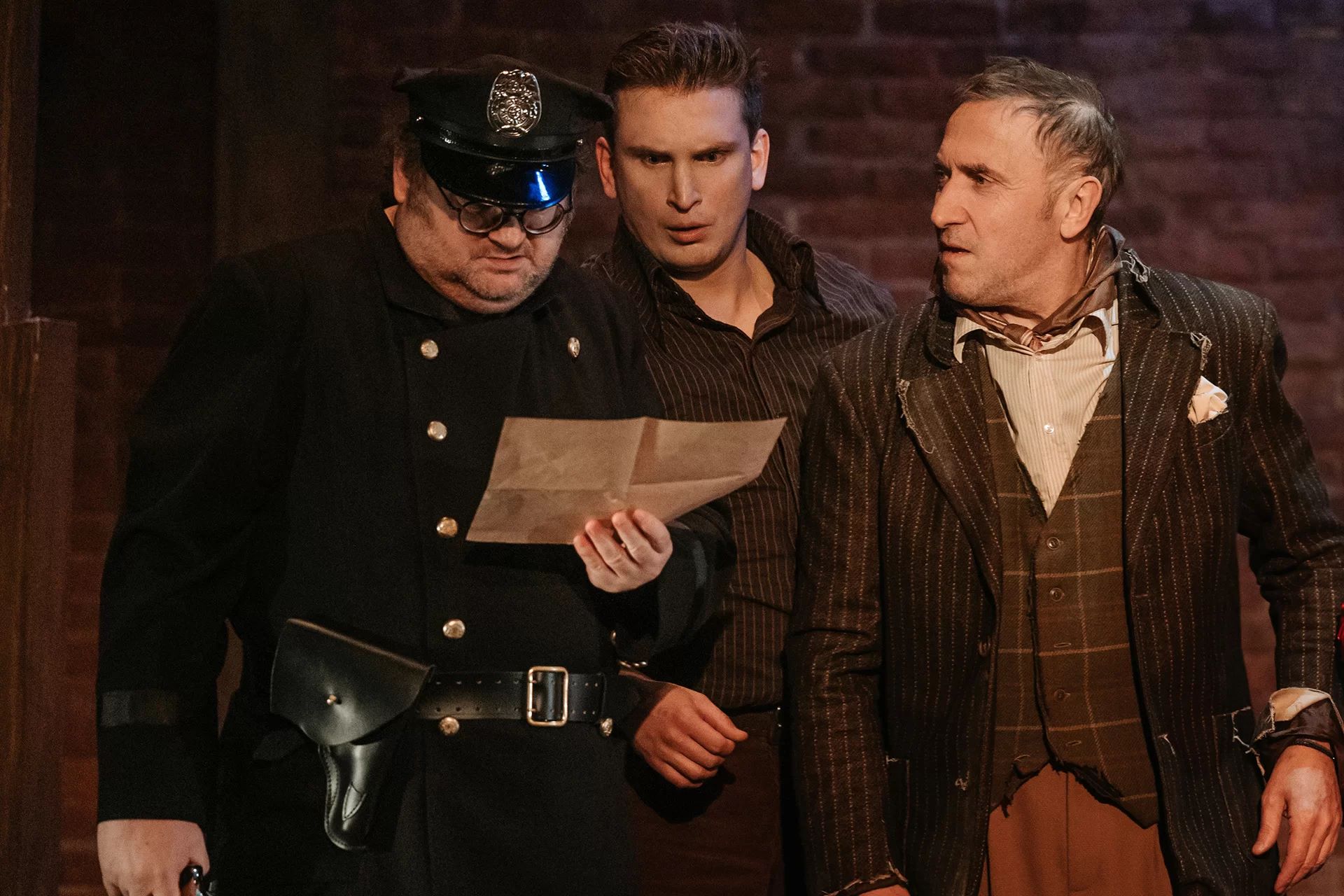 Спектакль «Как пришить старушку» со скидкой 25%