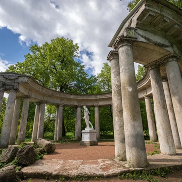 Экскурсия в Павловск с входными билетами в Павловский дворец и парк со скидкой до 48%