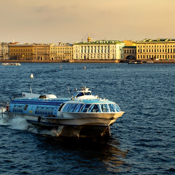 «Метеор» в Петергоф и Кронштадт: билеты со скидкой до 35%