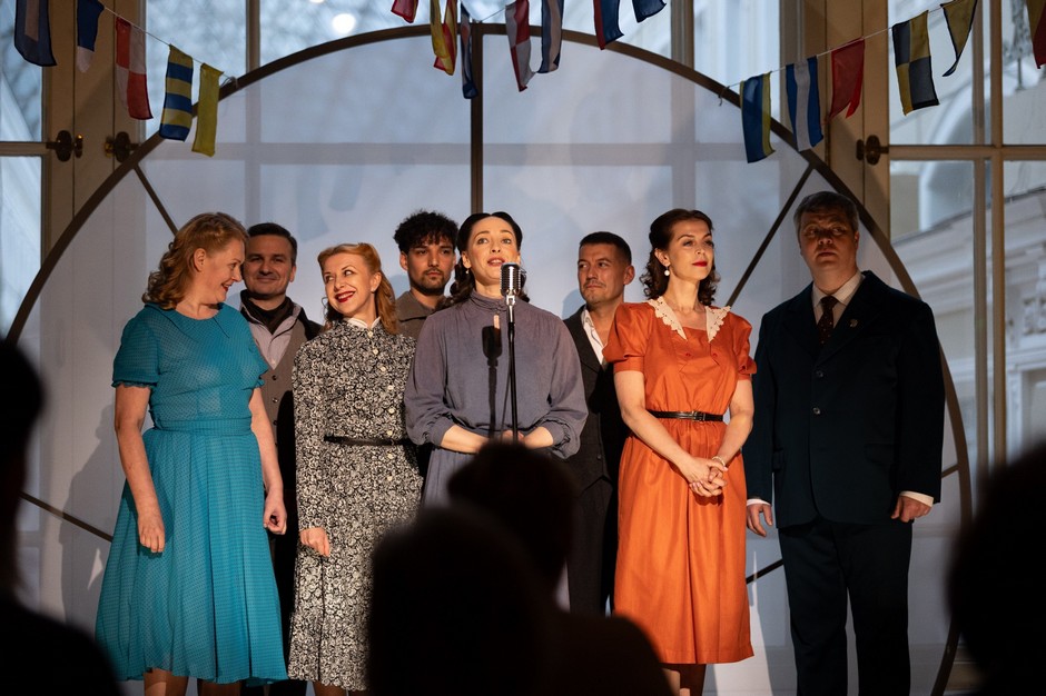 Спектакль «Многоголосье» в Театре им. В. Ф. Комиссаржевской