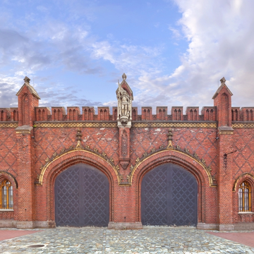 Автобусная экскурсия «Замки Шаакен и Нессельбек. Дегустация сыра в Шаакен Дорф» со скидкой 25%