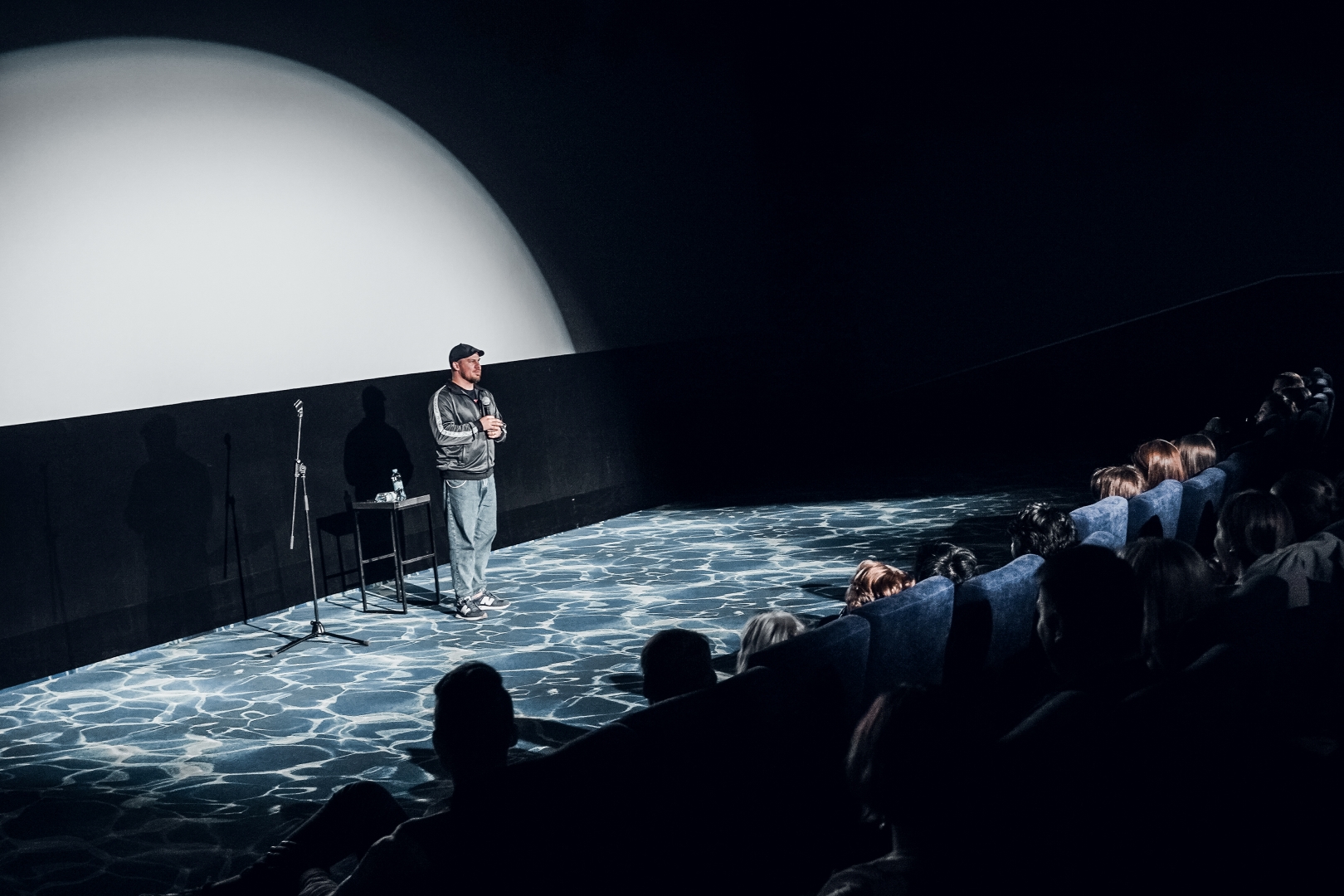 Концерт «Большой Stand Up» в кинотеатрах Москвы со скидкой 30%