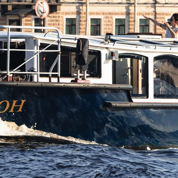 Речная экскурсия «Парадный Петербург» со скидкой до 26%
