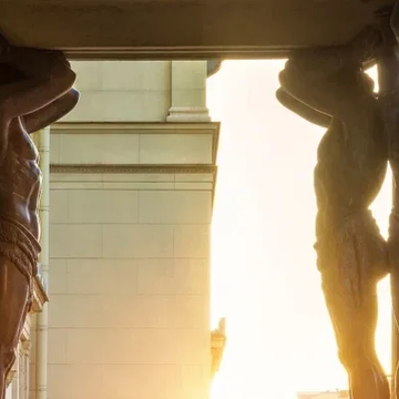 Автомобильная экскурсия «Масонский Петербург» со скидкой 20%