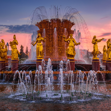 Майские в Москве: топ экскурсий со скидкой до 69%