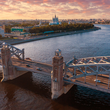 «Весь исторический центр Санкт-Петербурга от Дворцового до Финляндского железнодорожного моста»