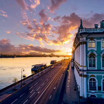 Экскурсия под разводными мостами «Магия ночного Петербурга» Экскурсия под разводными мостами «Магия ночного Петербурга» со скидкой до 58%